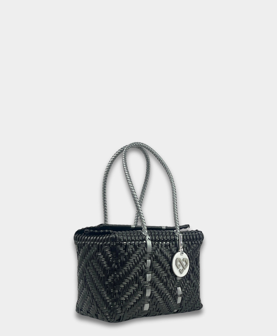 Glimmer Black Basket Small