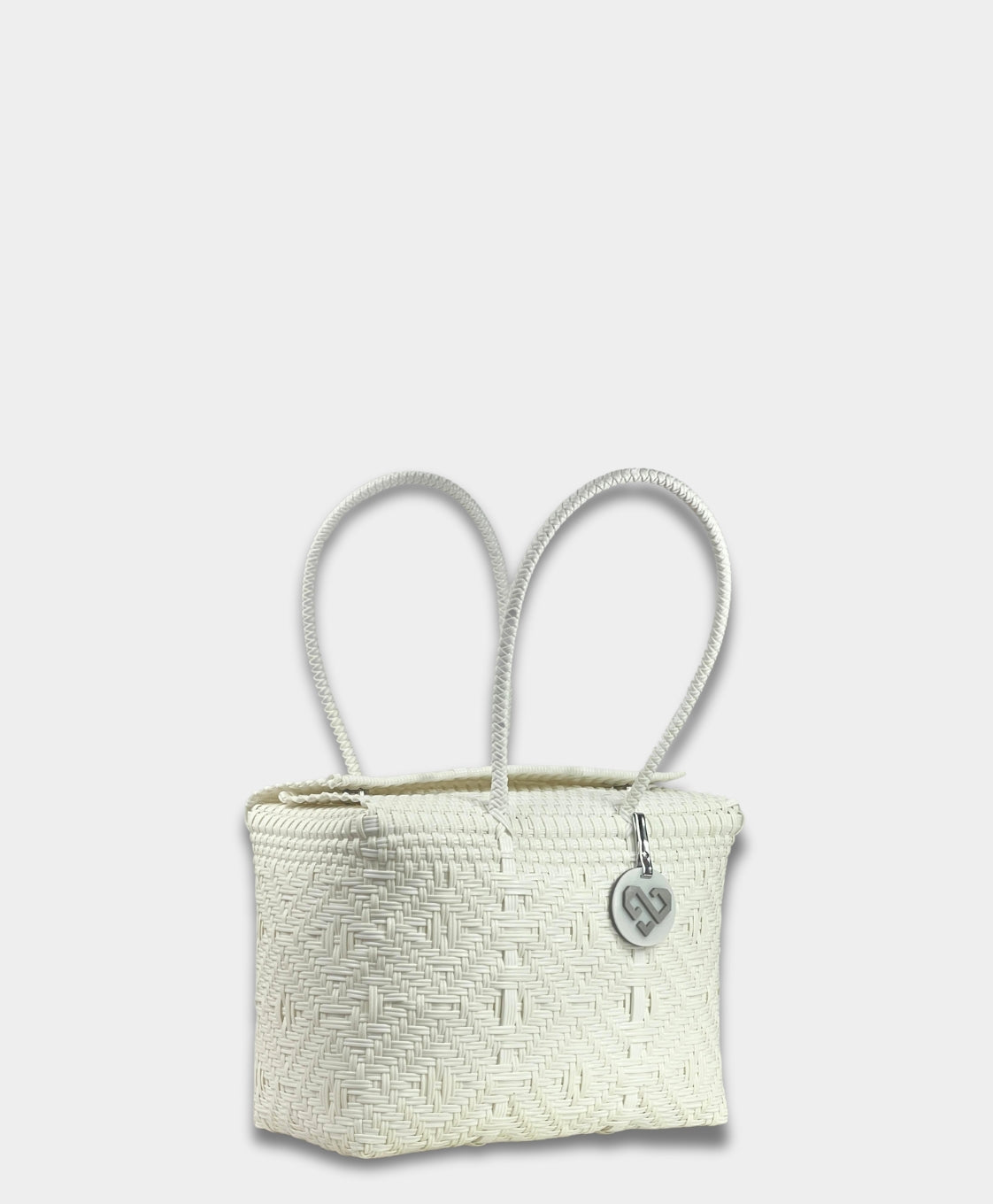Mono White Basket Medium