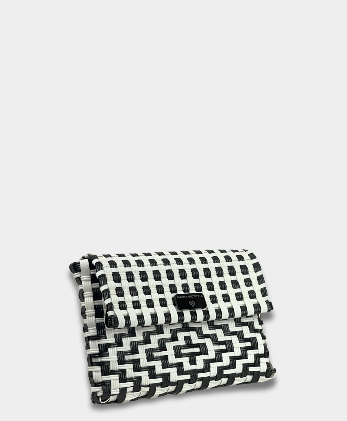 Spring 25 Capsule 04 Clutch